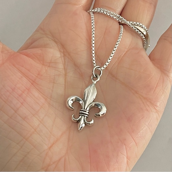 Sterling Silver Fleur De Lis Necklace, Saints Necklaces, Silver Necklace - Picture 5 of 9